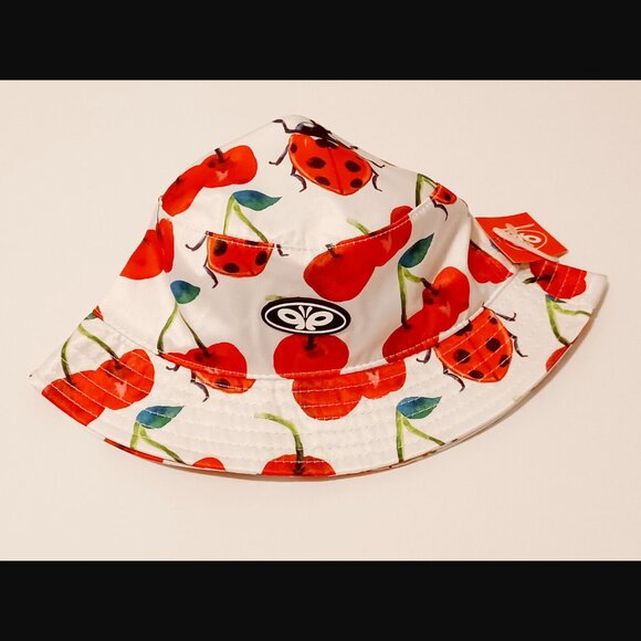 Petals and Peacocks Ladybug and Cherry White Bucket Hat NWT - Picture 2 of 9
